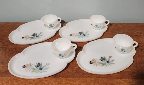 ATOMIC FLOWER PATIO BY FEDERAL Snack Set Plates Tea/Coffee Cups 4 SETS