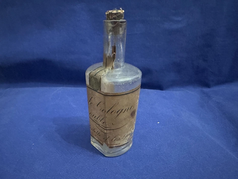 alte Parfüm Flasche Eau de Cologne E. Fouet Paris pour la toilette et les ... - Bild 4 von 4