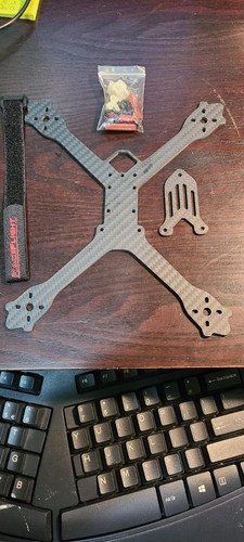 RaceFlight Twig Carbon Fiber 200mm Quadcopter chassis - Picture 7 of 9