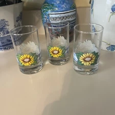 Set Of 3 Vintage CRISA CORELLE Sunflower Juice Glasses Sunsations Farmhouse