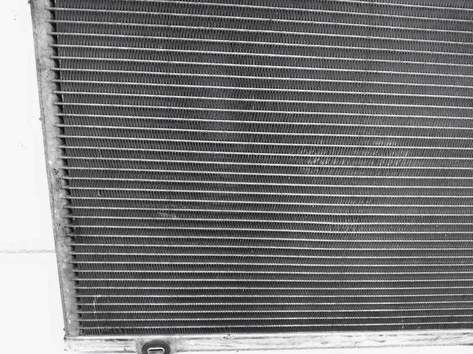 Mercedes-Benz Clk320 2000 aire acondicionado aire acondicionado condensador *3,2 L *líneas dobladas Foto 4 de 4