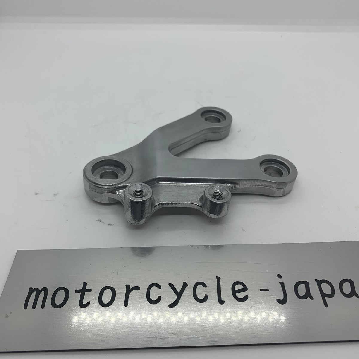 inoページ GENUINE OEM KAWASAKI ZX6R ZX6 LEFT FRONT FOOTREST BRACKET