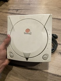 Sega Dreamcast White Console Bundle HKT-3020 w/ Controllers