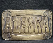 XC21144 COOL VINTAGE 1970s  ALASKA  STATE COMMEMORATIVE MENS BRASS BELT BUCKLE