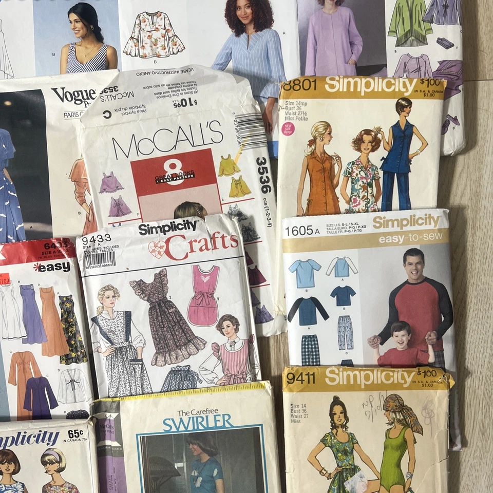 Huge Vtg. Sewing Patterns Lot Dresses Kids Dolls Pets Pants Tops Baby butterick - Image 4 of 4