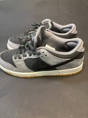 Nike SB Dunk LowDark Smoke Grey