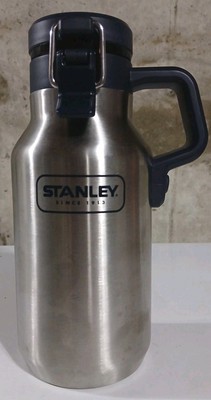 Stanley Uline Stainless Steel 32oz Half Growler Stays Cold 1