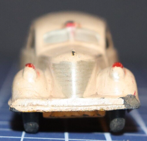 Vintage Sun Rubber White Ambulance No. 525 Toy Car - Picture 5 of 7
