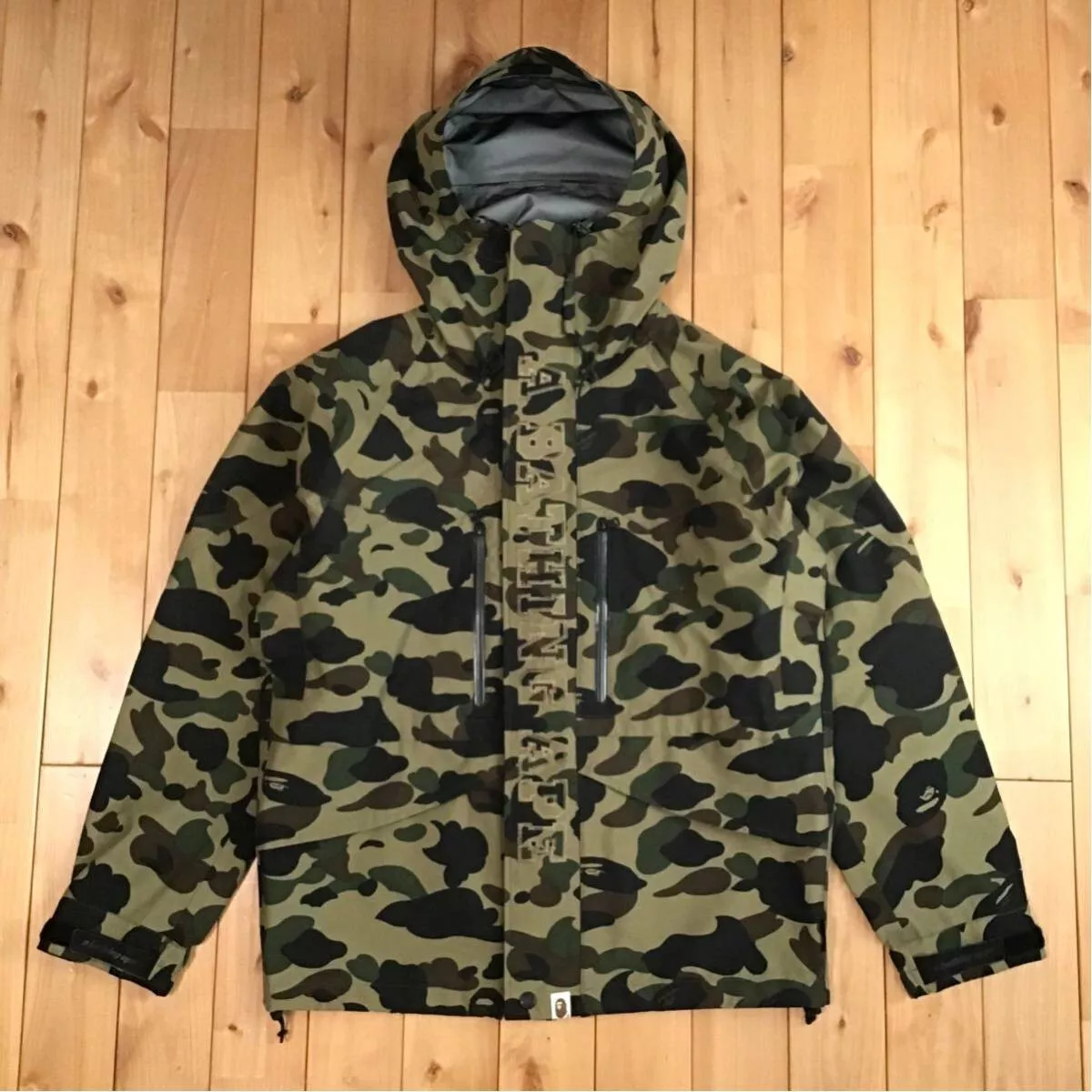 BAPE GORE TEX 1st camo green snowboard jacket A Bathing Ape Size M