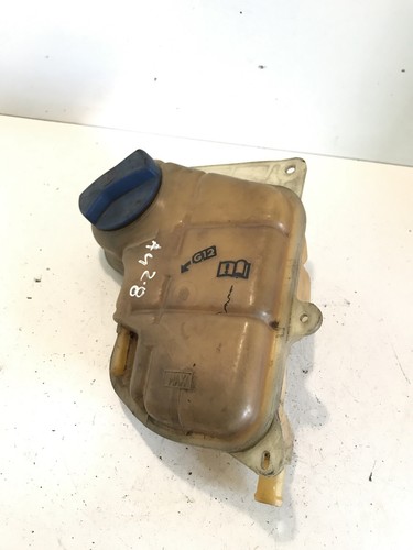 Audi A4 B5 Kühlmittelausgleichsbehälter 8D0121403L Original 2,8 V6 2001