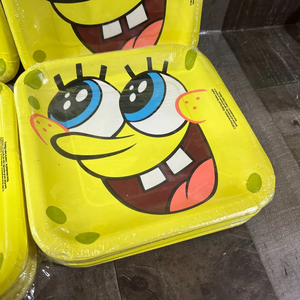 Lot of 10 SpongeBob SquarePantsSquare Paper Plates 2002 - 8 Per Pack - - Image 4 of 4
