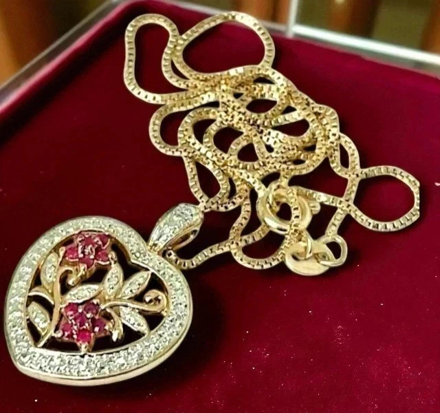 2.00Ct Round Cut Lab Created Ruby Women's  Heart Pendant 14k Yellow Gold Plated - Image 3 of 4