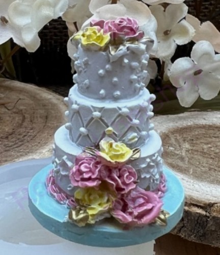 Mini Miniature Sized Wedding Cake Celebration Flowers Icing Ceramic Doll House 