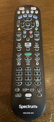 Spectrum UR5U-8780L-BHC Remote Control AUX DVD VCR TV CABLE Universal w Battries