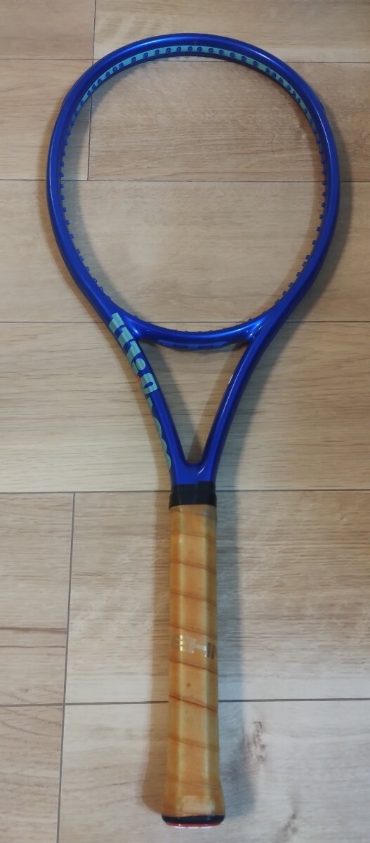 Wilson Ultra Tour 98 V5 Leather Grip Tennis Racket 98 sq in Used
