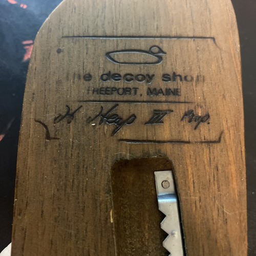 (2) The Decoy Shop Hand Carved Wooden Duck Decoy Wallhanging - 1985 - Signed - Picture 6 of 9