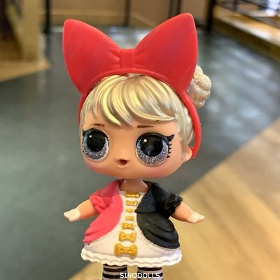 curious qt glam glitter