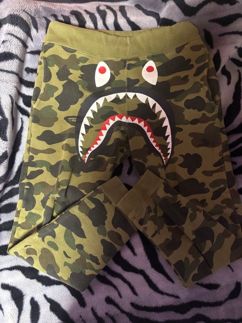 A Bathing Ape Shark Camouflage Jogger Pants Green S BA0226237
