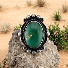 Vintage Southwestern Sterling Silver Green Turquoise Ring Size 5.75