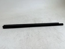2016 - 2022 TOYOTA PRIUS FRONT RIGHT DOOR WINDOW BELT WEATHERSTRIP SEAL OEM