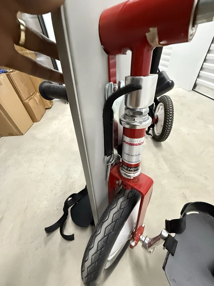 Triciclo terapéutico AmTryke para necesidades especiales serie AM-10 Foto 4 de 4