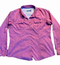 Magellan Button Up Women’s XL Classic Fit Red Chambray Shirt Fishing Button Up