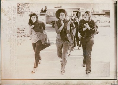 1972 San Jose Ca Arrest Female Demonstrators County Superior Wirephoto 8x10