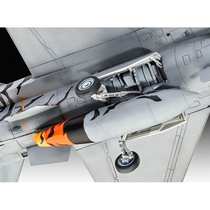 Revell #03860 1/72 F-16 MLU Fighting Falcon Tiger - Image 4 of 4