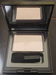 estee lauder insolent ivory eyeshadow