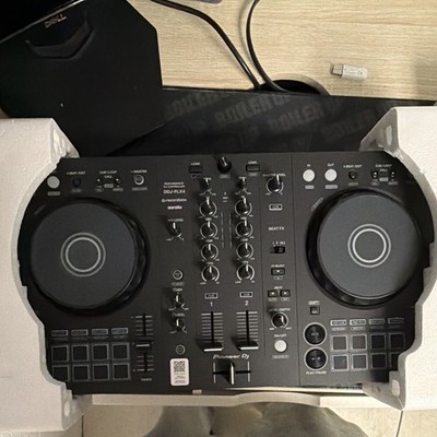 Pioneer DJ DDJ-FLX4 2-Deck 2-Channel Controller w/ Beat FX, Built-In Mixer