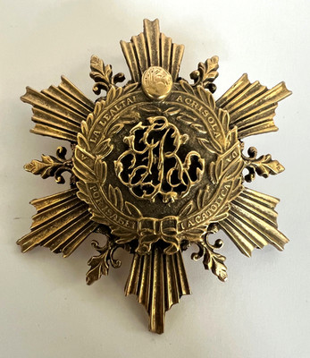 P.E.R 1940s Gold Tone Pendant Brooch Ferdinand VII Spanish Medal J6 - 2.75''