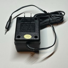 Mighty Bright AC-DC Adapter Model MBA-700 5V DC DC 300
