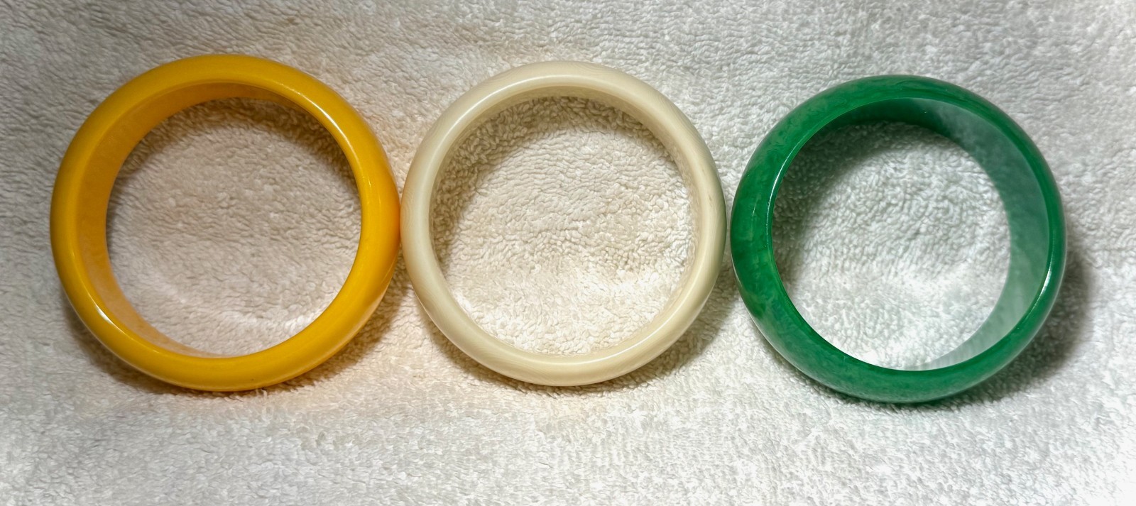 Three Bangle Bracelets Vintage Mint Condition - image 6