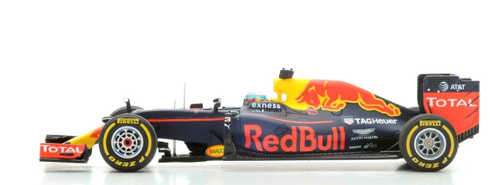 レッドブルRB12 ダニエルリカルドサイン入り、スパーク1/43 Red Bull RB12 GP Australia No. 3 Daniel Ricciardo 2016