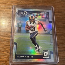 2017 Donruss Optic Holo #19 Tavon Austin