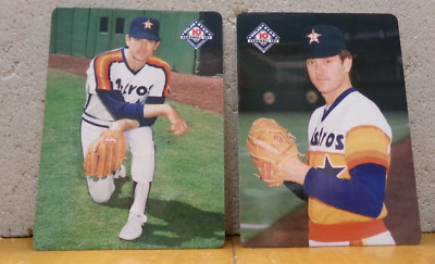 VERY COOL VINTAGE NOLAN RYAN BASEBALL CARDS BUY 1 GET 1 FREE HOUSTON ASTROS: P