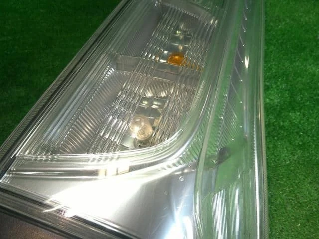 NISSAN Serena 2015 DBA-NC26 Right Tail Light 265501VM0B [Used] [PA103899694] - Image 4 of 4