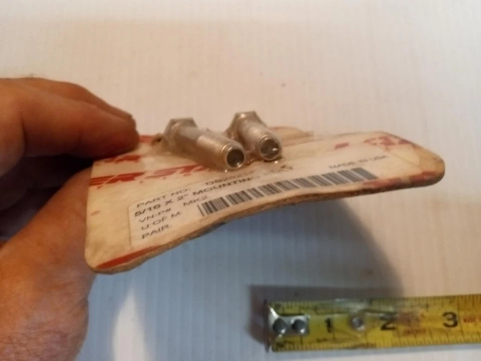 PARAFUSOS DE MONTAGEM 5/16" X 2" COM FUROS DS-282140 LAZER CABEÇA DE PÁ PANELA FERRO PERSONALIZADO FLH - Imagem 3 de 3