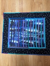 Quilt wall art quilt 28 x 25 hand quilted machine piece sleeve For Hanging