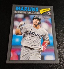 2026 TOPPS HERITAGE DARK GRAY BORDER SP #323 HERIBERTO HERNANDEZ RC NRMT-MT!!!