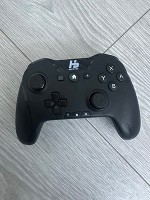 Wireless Pro Controller für Nintendo Switch   Schwarz   USB-C   Modell HD-6500