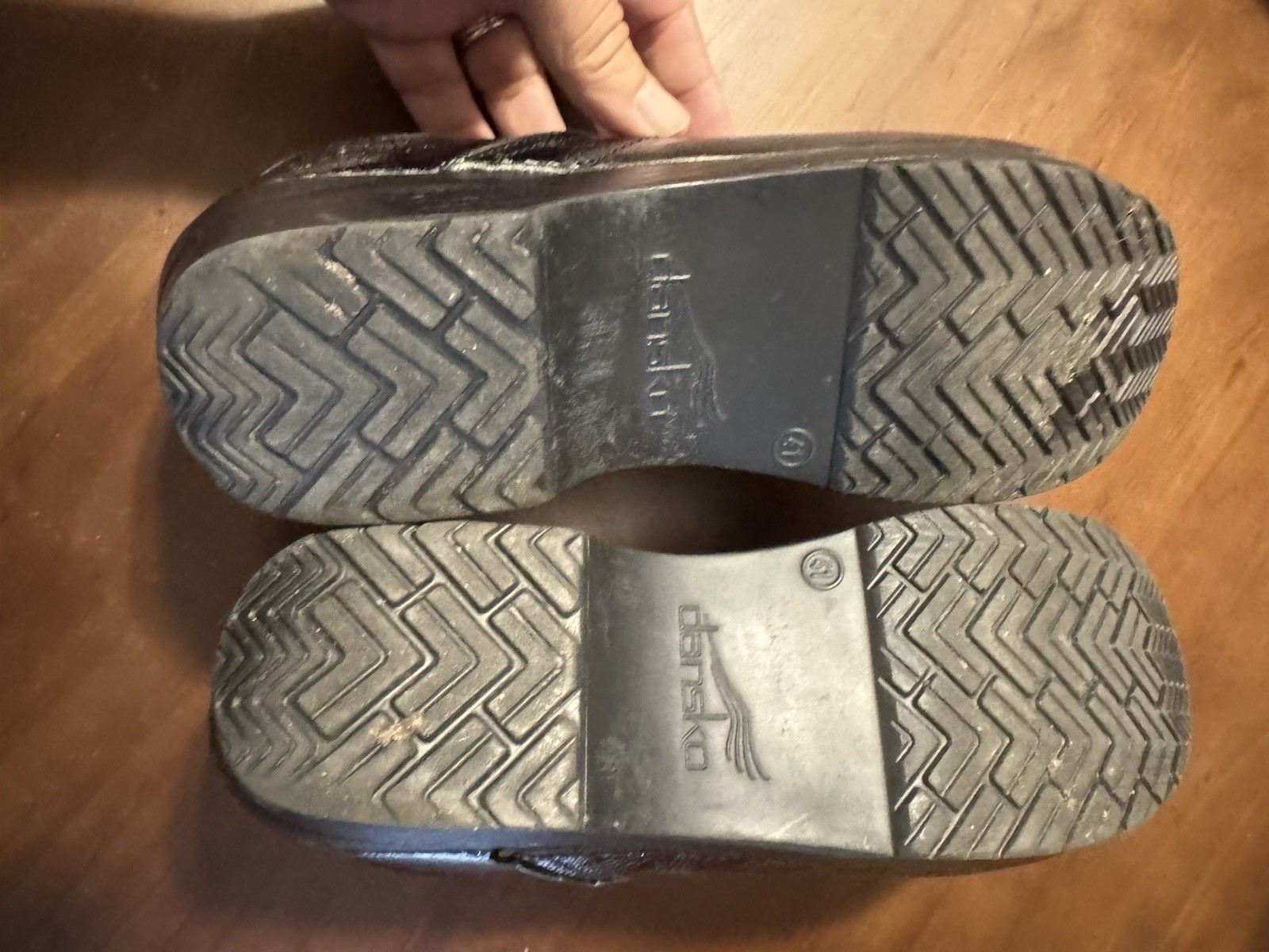 Dansko professional Patterned Leather Clogs Size … - image 3