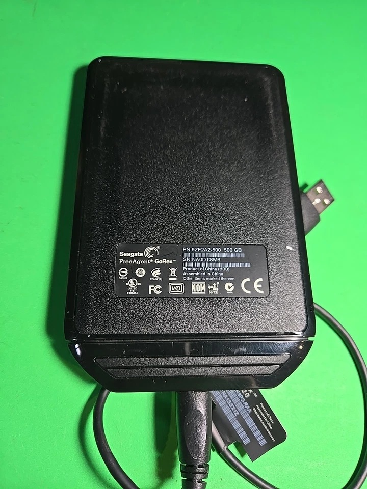 Seagate FreeAgent GoFlex 500 GB Storage Portable External Hard Drive - Image 2 of 2