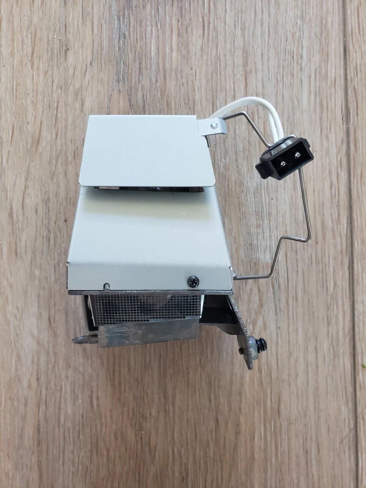 projector bulbs lamps - Image 3 of 3