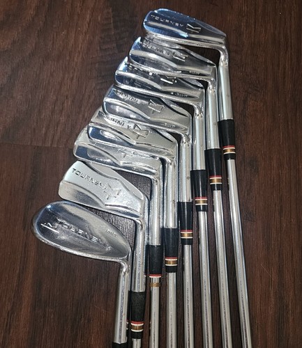 Vintage Macgregor Tourney MT R1MT Set di ferri 2, 3, 4, 6, 7, 8, 9, mazze da golf a cuneo - Foto 2 di 22