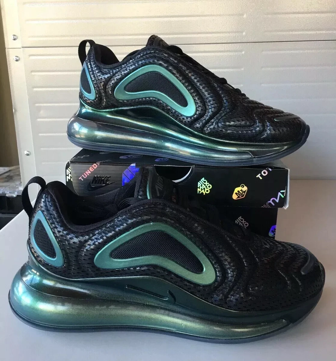 Nike Women's Air Max 720 Shoe