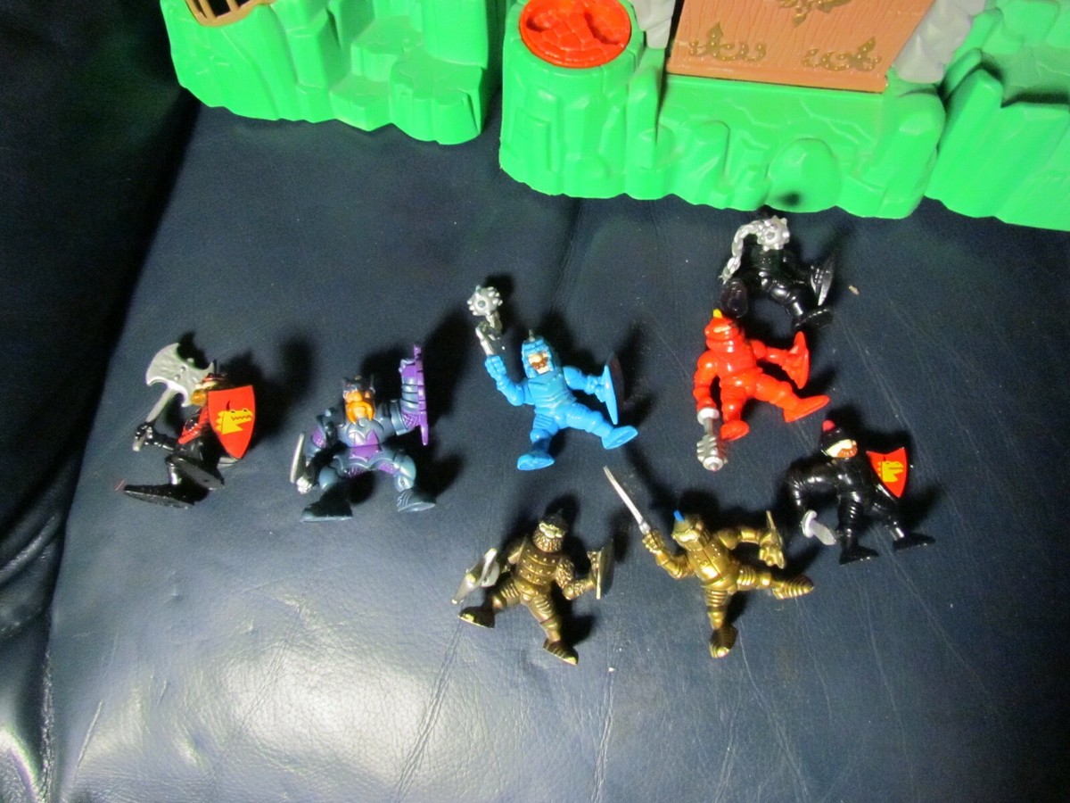 Fisher Price 2005 J5099 Great Adventures Fold and Carry Imaginext