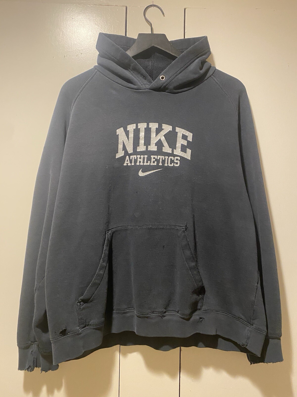 Vintage Nike Athletics Y2K Distressed Black Sweatshirt Hoodie Large