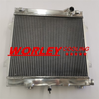 33mm ALUMINUM ALLOY RADIATOR FOR BMW E30 M3/320is 1985-1993 86 87 88 89 90 91 92