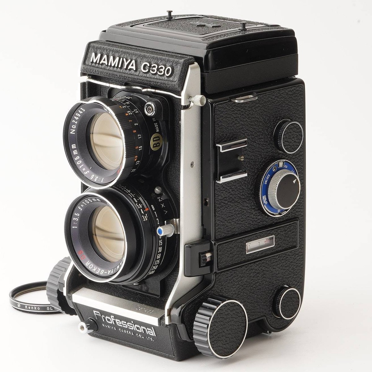 MAMIYA C330 Professional 105mm Mamiya C330 with 105MM F3.5 D Lens